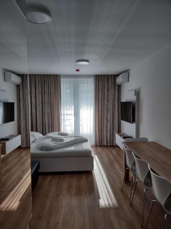 Apartman Kyjev 2 Подгайска Экстерьер фото